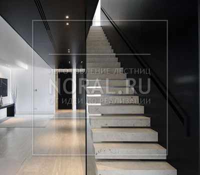 Консольная лестница в минималистичном стиле